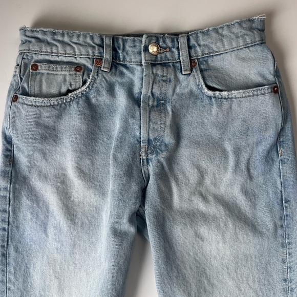 Zara 100% Cotton Straight Leg Jeans Light Wash Raw Hem Size 6 - Picture 2 of 9